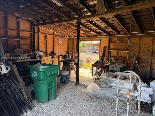 19820 SW 244th St, Homestead, FL 33031