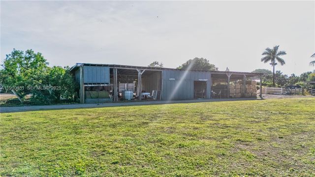 19820 SW 244th St, Homestead, FL 33031