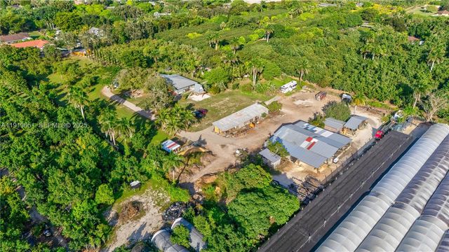 19820 SW 244th St, Homestead, FL 33031