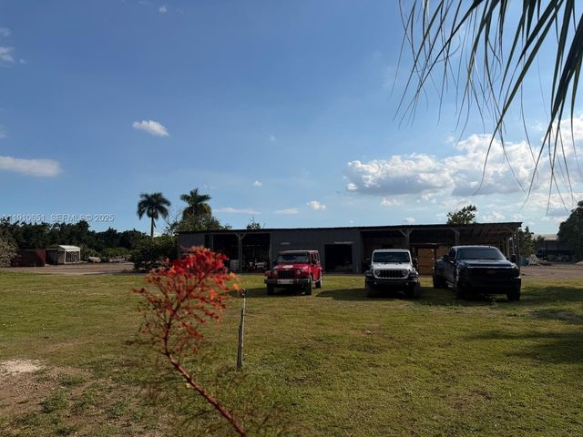 19820 SW 244th St, Homestead, FL 33031