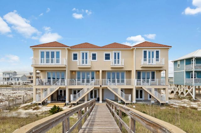 8037 Gulf Boulevard, Navarre, FL 32566