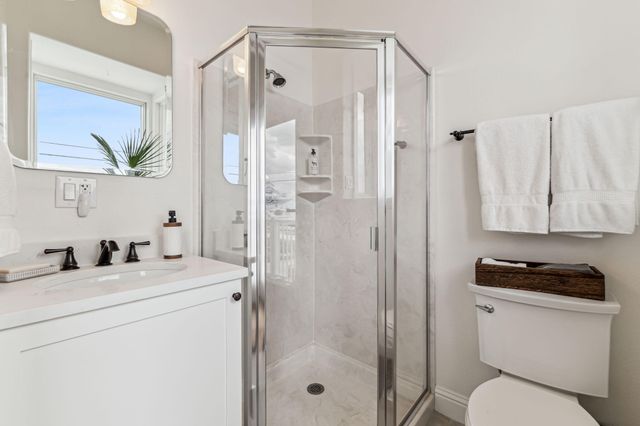 8037 Gulf Boulevard, Navarre, FL 32566