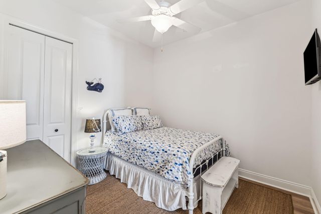 8037 Gulf Boulevard, Navarre, FL 32566