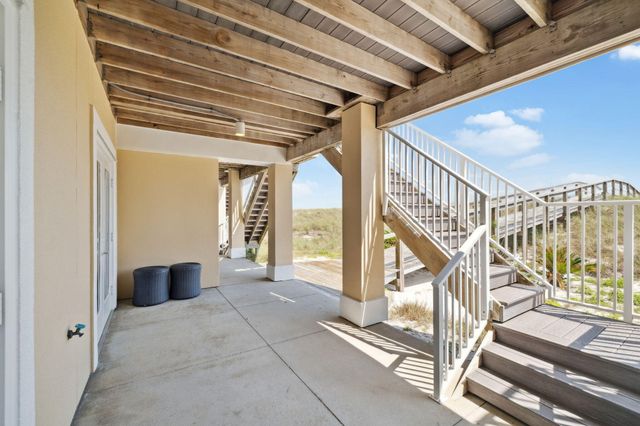 8037 Gulf Boulevard, Navarre, FL 32566