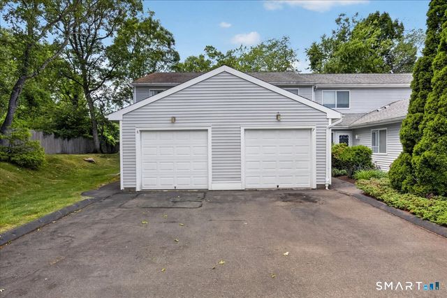 60 Coleman Street A8, East Haven, CT 06512