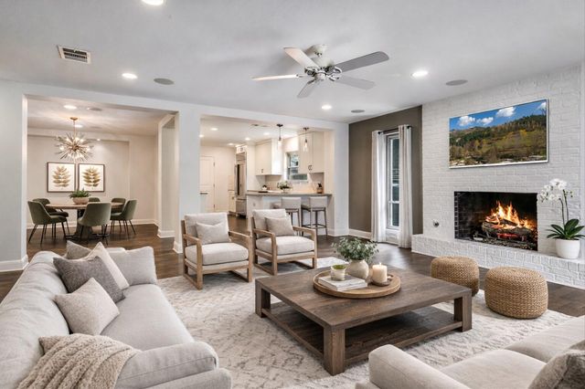 306 Briarwood TRL, Austin, TX 78746