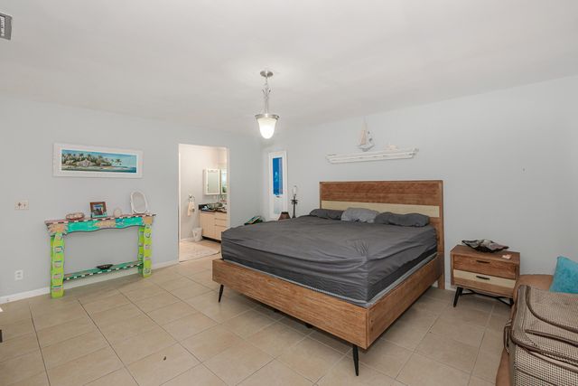 10074 Hickorywood Place, Boynton Beach, FL 33437