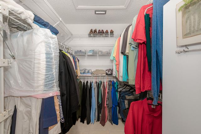 10074 Hickorywood Place, Boynton Beach, FL 33437