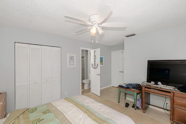 10074 Hickorywood Place, Boynton Beach, FL 33437