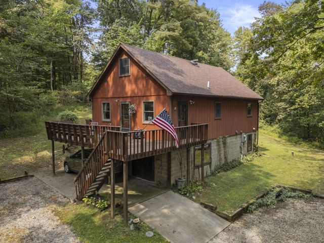 29838 Strawn Road, Logan, OH 43138