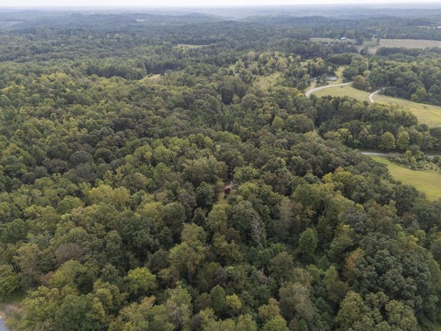 29838 Strawn Road, Logan, OH 43138