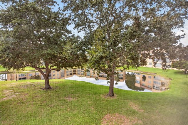 6350 NW 62ND Street 201, Tamarac, FL 33319