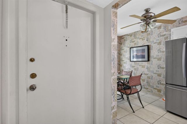 6350 NW 62ND Street 201, Tamarac, FL 33319