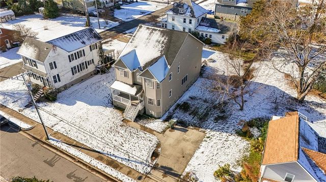 9 Johnson RD, Hampton, VA 23664