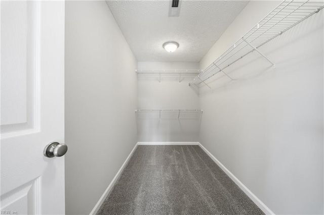 9 Johnson RD, Hampton, VA 23664