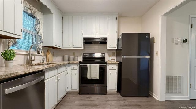 33 Chief Circle, Lawrenceville, GA 30043