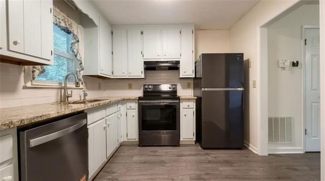 33 Chief Circle, Lawrenceville, GA 30043