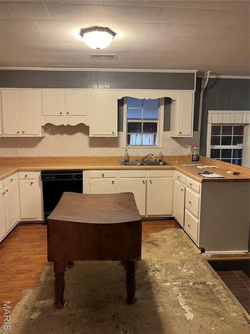 312 Missouri Street, Steele, MO 63877