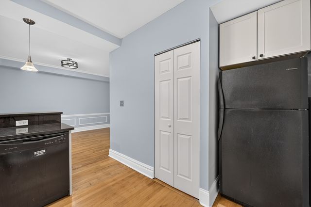 406 Wesley Avenue 1, Oak Park, IL 60302