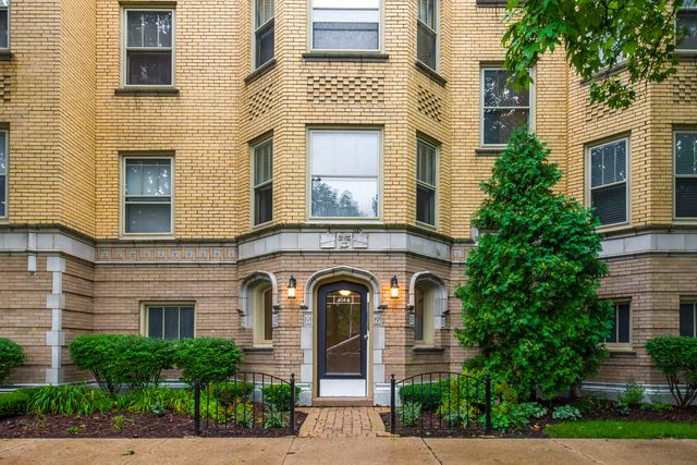 406 Wesley Avenue 1, Oak Park, IL 60302