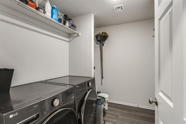 834 Highgarden Circle, Noble, OK 73068