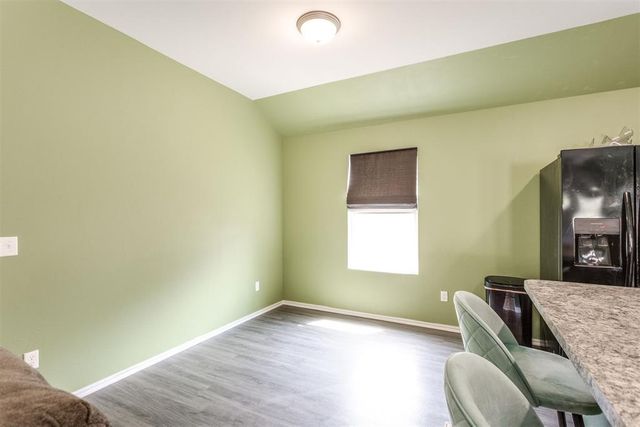 834 Highgarden Circle, Noble, OK 73068