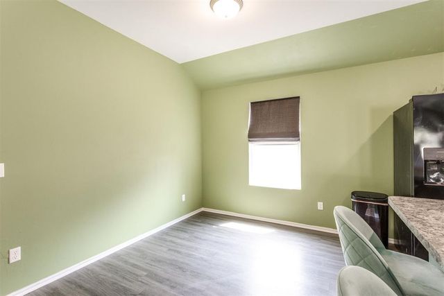 834 Highgarden Circle, Noble, OK 73068