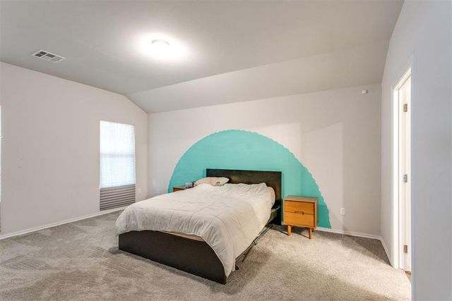 834 Highgarden Circle, Noble, OK 73068