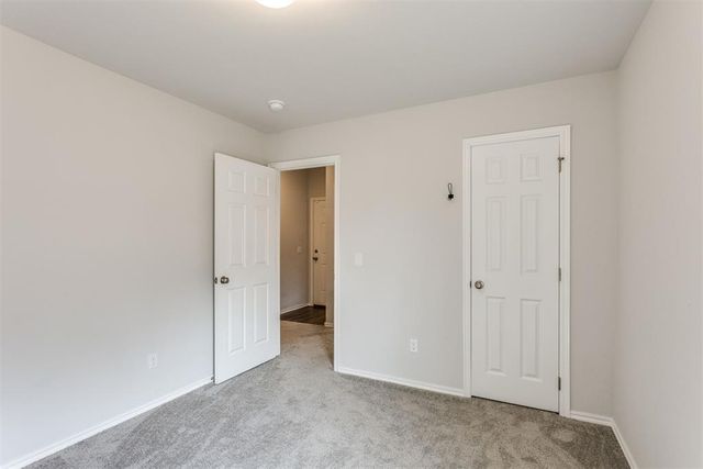 834 Highgarden Circle, Noble, OK 73068