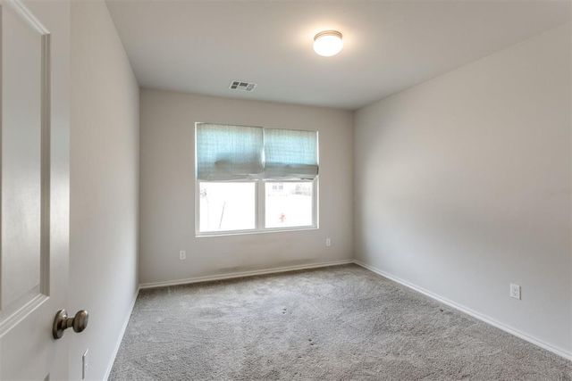 834 Highgarden Circle, Noble, OK 73068