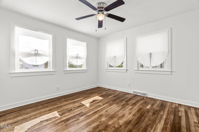 305 N 10th Street, Erwin, NC 28339