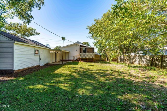 305 N 10th Street, Erwin, NC 28339