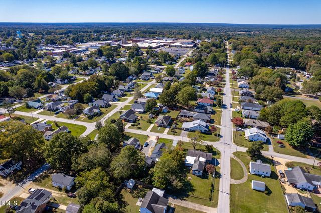 305 N 10th Street, Erwin, NC 28339