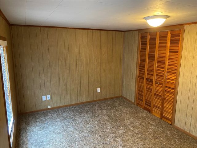 553 Steel Ave, Hempfield Twp, PA 15635