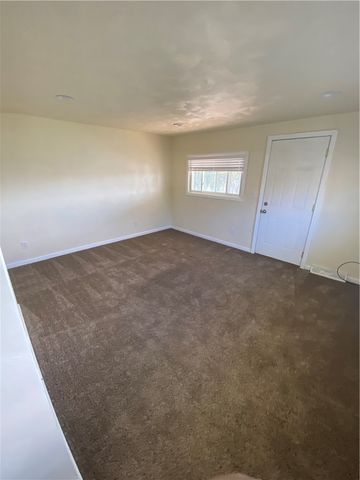 553 Steel Ave, Hempfield Twp, PA 15635