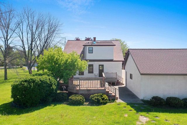 2110 N 8TH STREET, Manitowoc, WI 54220