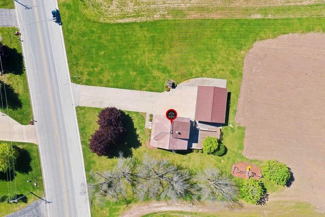 2110 N 8TH STREET, Manitowoc, WI 54220