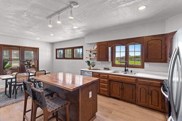 2110 N 8TH STREET, Manitowoc, WI 54220