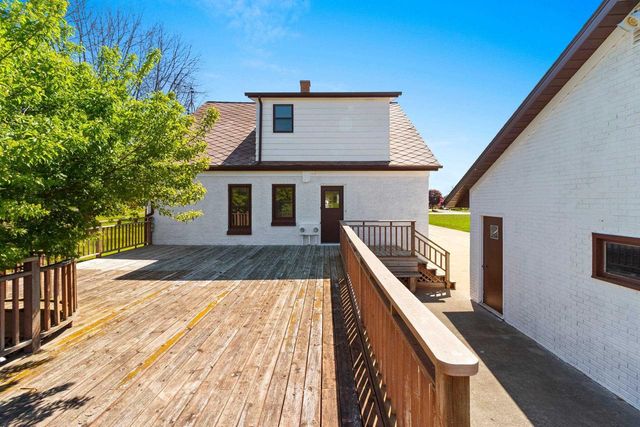 2110 N 8TH STREET, Manitowoc, WI 54220
