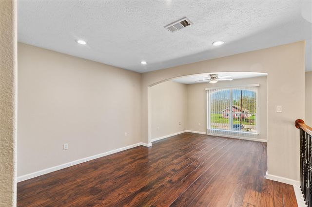 3618 Kansas Street, Fresno, TX 77545