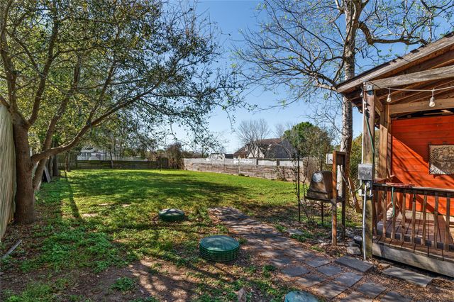 3618 Kansas Street, Fresno, TX 77545