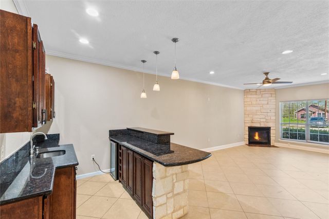 3618 Kansas Street, Fresno, TX 77545