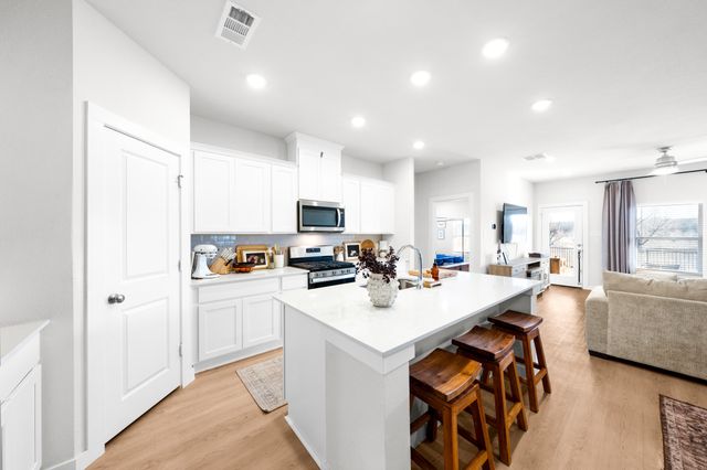 431 Pendant Drive, Royse City, TX 75189