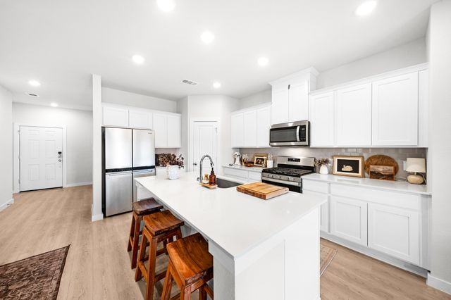 431 Pendant Drive, Royse City, TX 75189