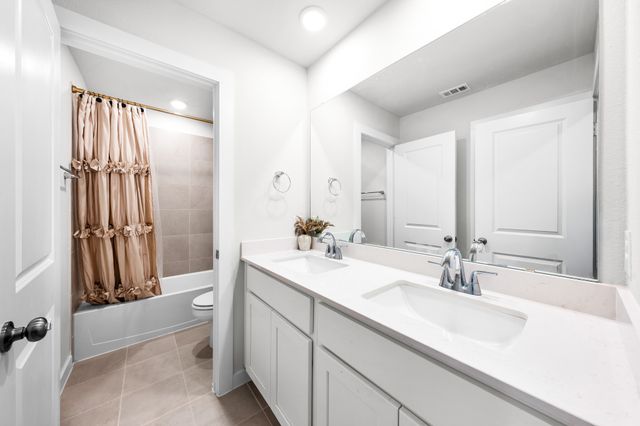 431 Pendant Drive, Royse City, TX 75189