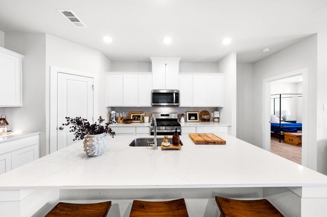 431 Pendant Drive, Royse City, TX 75189