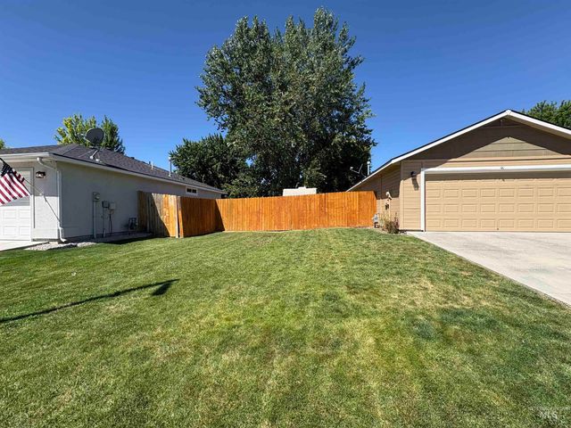 739 S Hemingway Ave, Boise, ID 83709