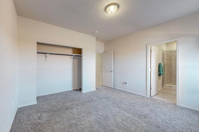 1820 Villa Contesa Loop NW, Los Lunas, NM 87031