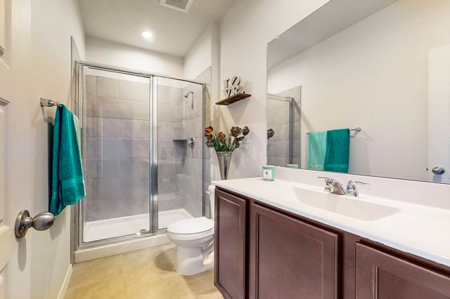 1820 Villa Contesa Loop NW, Los Lunas, NM 87031