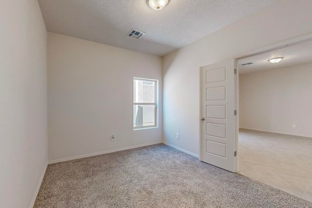 1820 Villa Contesa Loop NW, Los Lunas, NM 87031